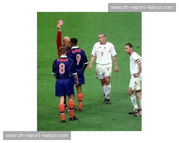 绿茵传奇的碰撞：科里蒂与费古埃——不止是胜负，更是绿茵场上的星辰大海